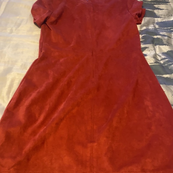 Dress - Picture 2 of 3